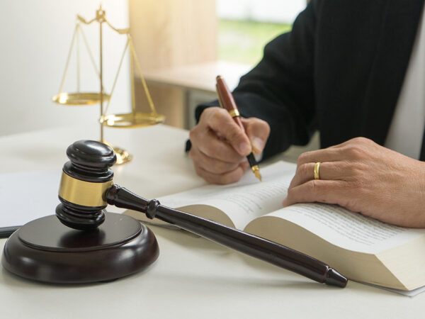 Diferencias entre proceso ordinario, abreviado y simplificado en la defensa penal